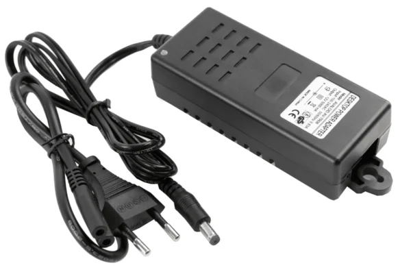 steckernetzteil-mit-separatem-eurostecker-stecker-netzteil-stabilisiert-12v-60w-5a